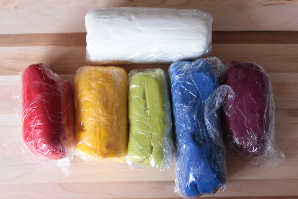 Do It Yourself Modeling Chocolate and Candy Clay Do It Yourself Modeling Chocolate and Candy Clay