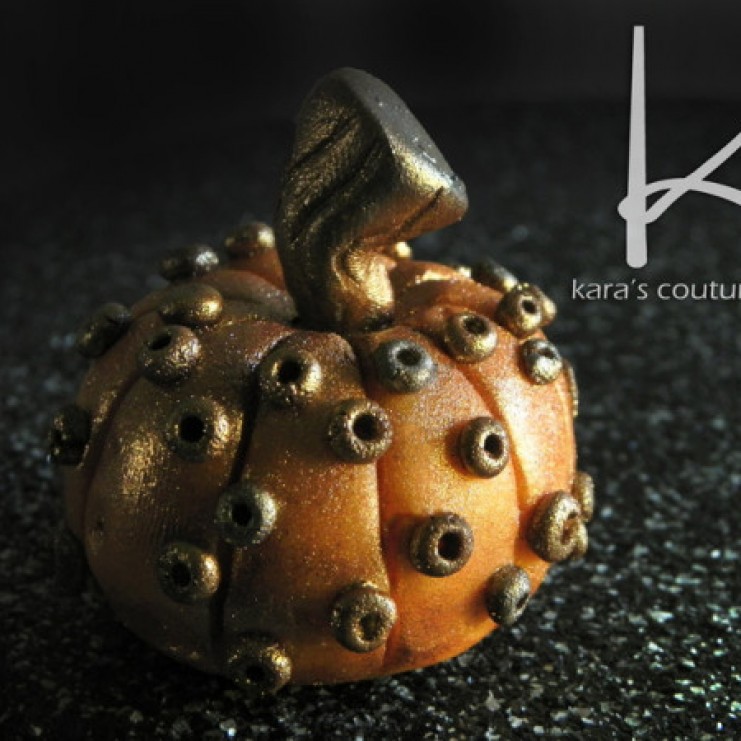Pumpkin Cake decoration by Kara's Couture Cakes