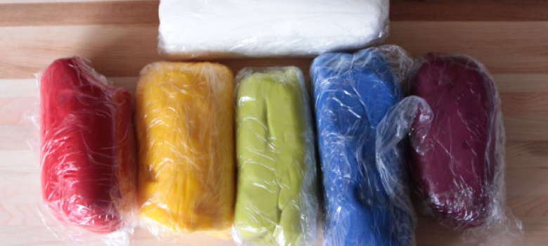 Do It Yourself Modeling Chocolate and Candy Clay